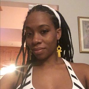 Meet your Posher, Clark